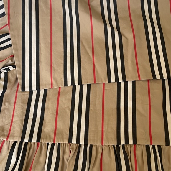 Burberry top brand new - Picture 7 of 11